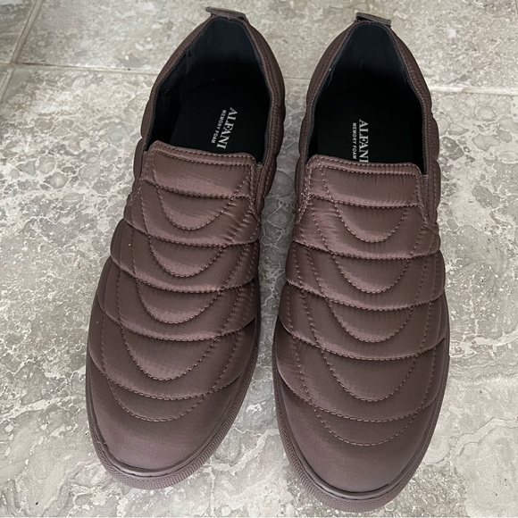 Alfani Copper Chocolate Quilted Slip-On Sneakers Size 11.5M, New in Box - Picture 5 of 11